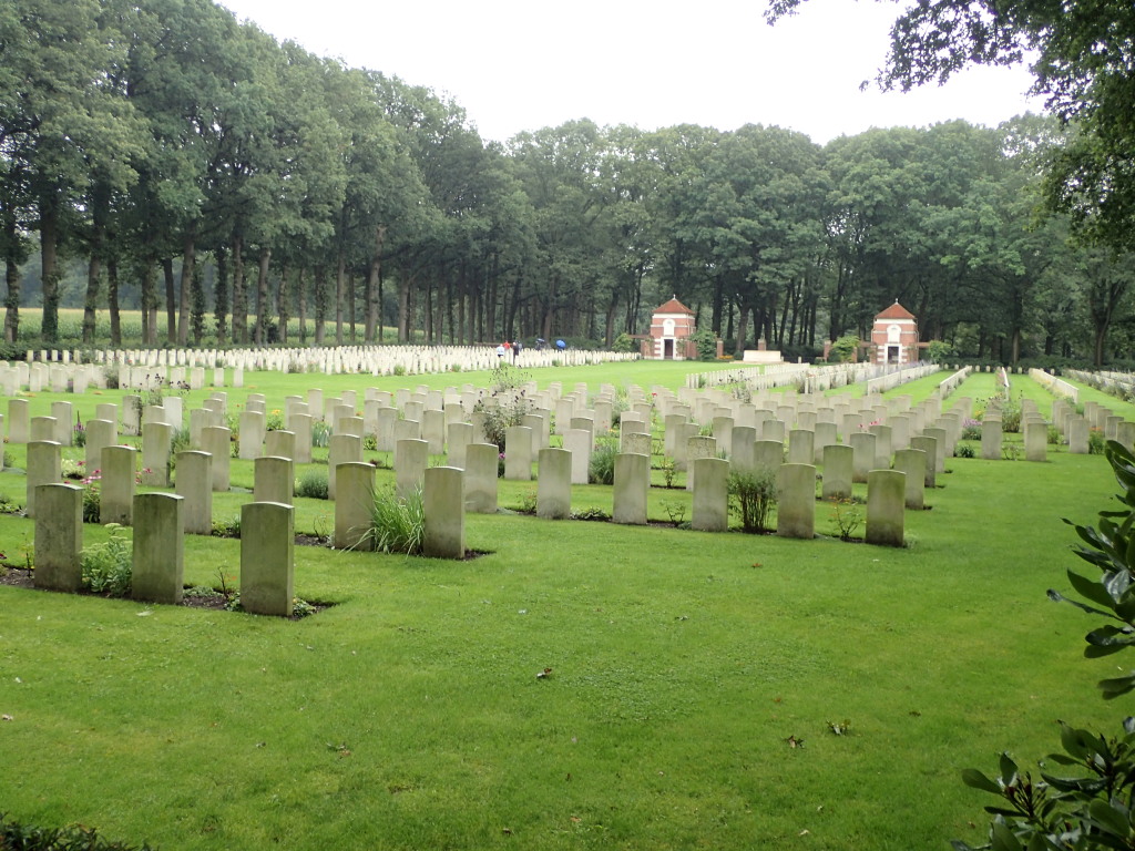 Airborne_War_Cemetrery_Oosterbeek